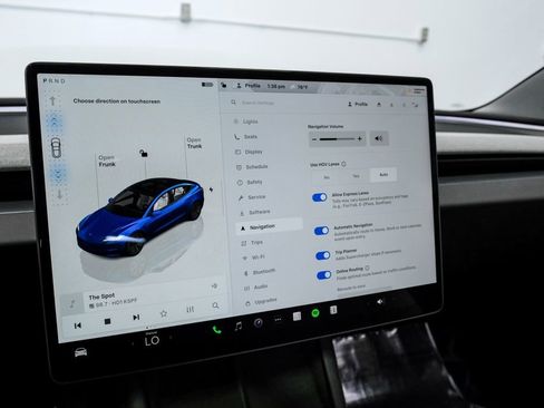 Used 2024 Tesla Model 3 Long Range image 31