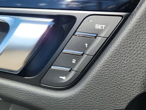 New 2026 Porsche Macan S image 20