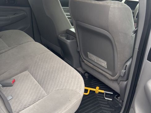 Used 2009 Toyota Tacoma PreRunner image 22