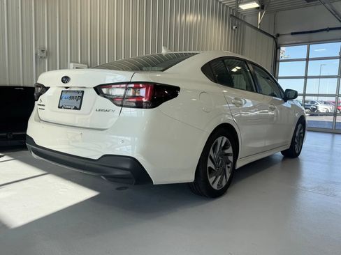 Used 2023 Subaru Legacy Limited AWD/4WD image 4