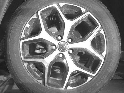 Used 2025 Jeep Compass Limited image 14