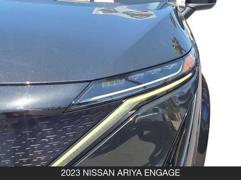 Used 2023 Nissan Ariya AWD image 10