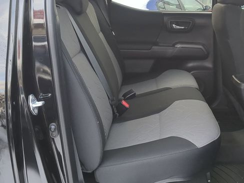 Used 2023 Toyota Tacoma TRD Sport image 23