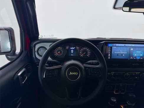 Used 2024 Jeep Gladiator Sport image 20