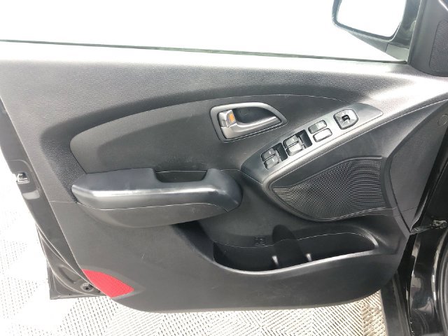 Used 2015 Hyundai Tucson GLS AWD/4WD image 32