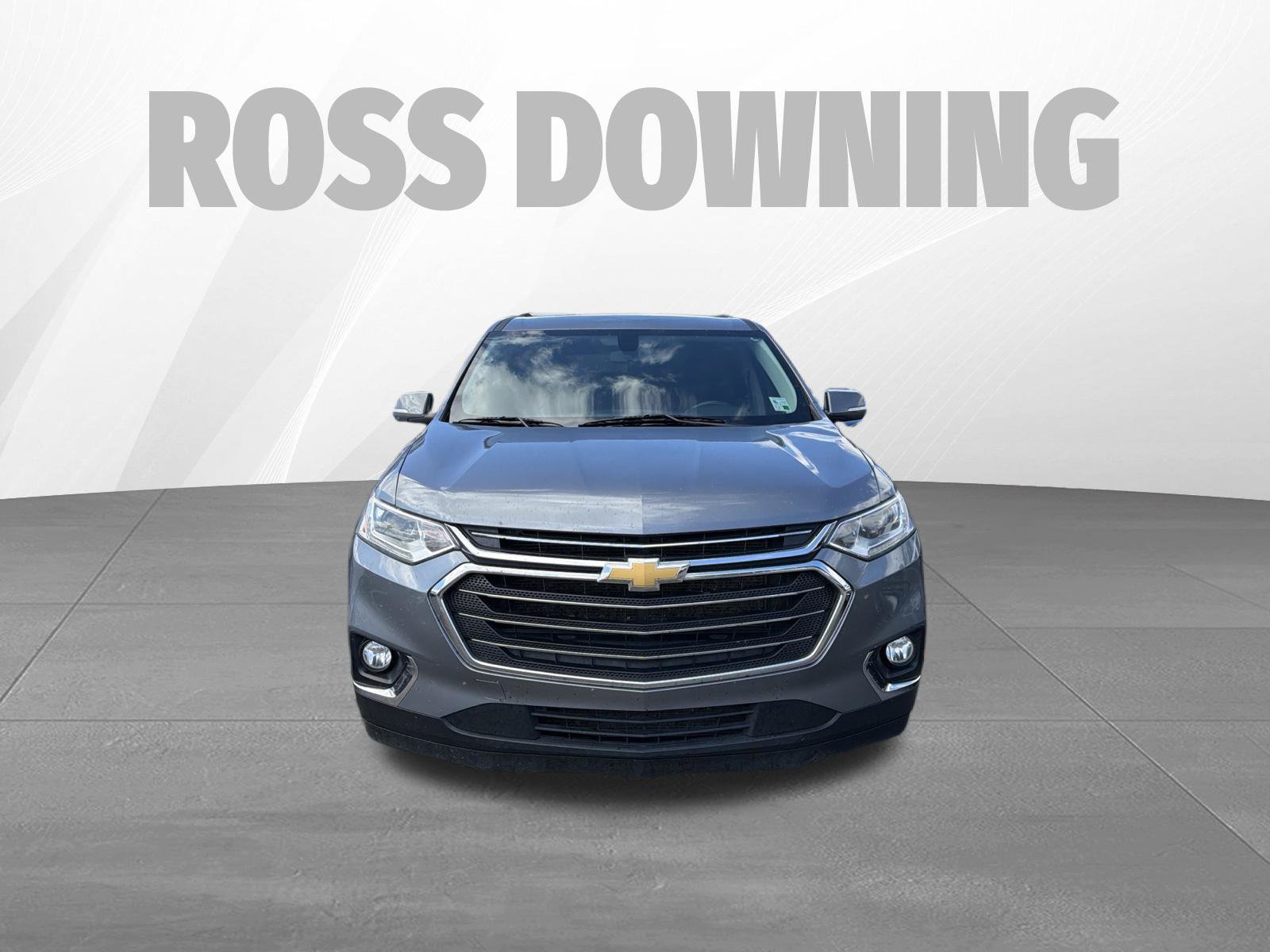 Used 2021 Chevrolet Traverse LT FWD image 2