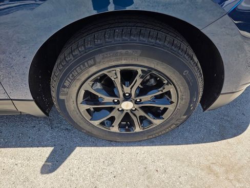 Certified 2019 Chevrolet Equinox LT FWD image 19