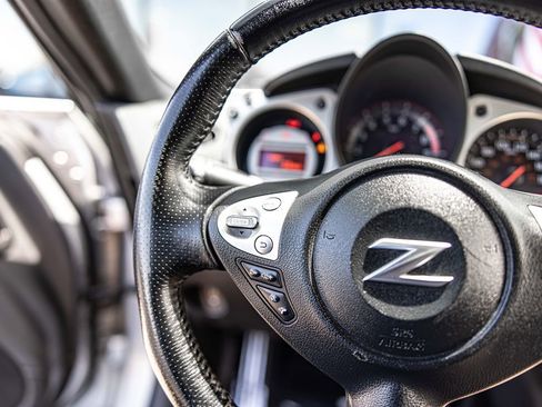 Used 2012 Nissan 370Z Touring w/ Aerodynamics Pkg RWD image 23