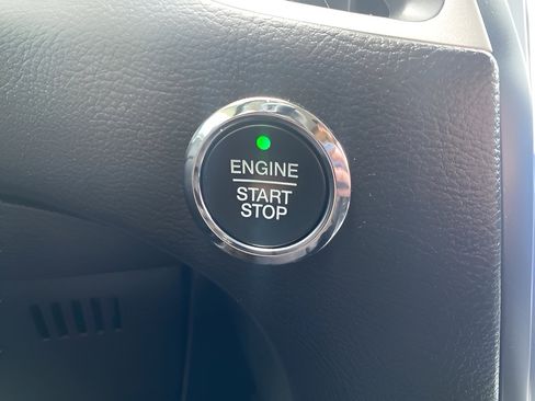 Used 2024 Ford Edge SEL w/ Convenience Package image 20