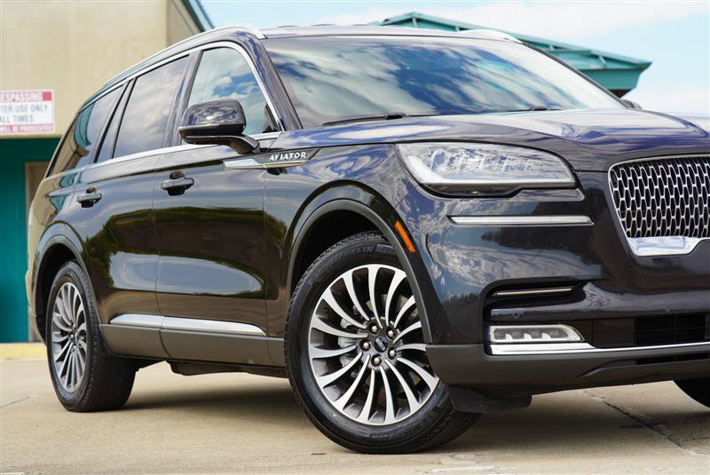 Used 2020 Lincoln Aviator Reserve AWD/4WD image 14