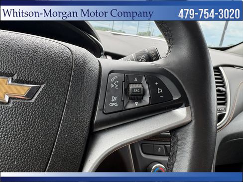 Used 2018 Chevrolet Trax LT w/ LT Convenience Package FWD image 17