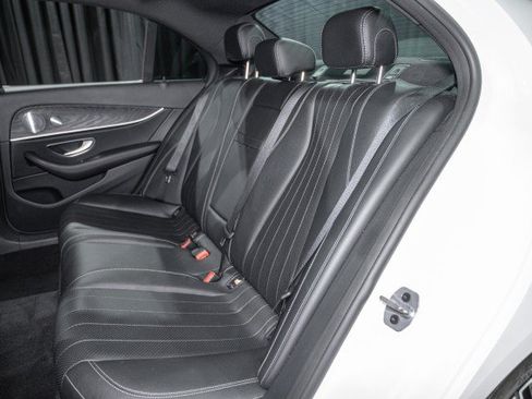 Certified 2019 Mercedes-Benz E 300 image 12