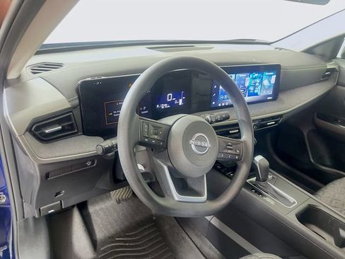 Used 2026 Nissan Kicks SV FWD image 10