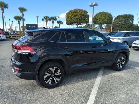 New 2026 Volkswagen Atlas Cross Sport SE image 5