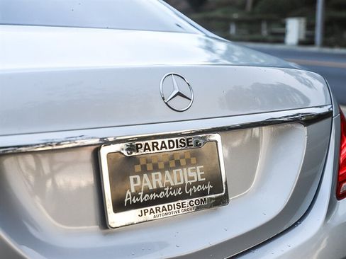 Used 2017 Mercedes-Benz S 550 Sedan image 15