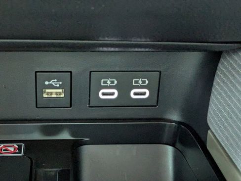 New 2026 Toyota Camry SE image 23