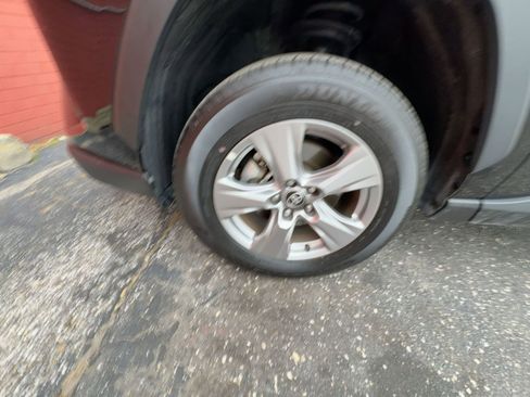 Used 2025 Toyota RAV4 XLE image 9