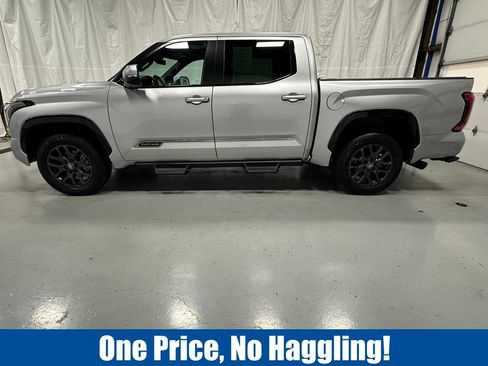 Used 2025 Toyota Tundra Platinum AWD/4WD image 4