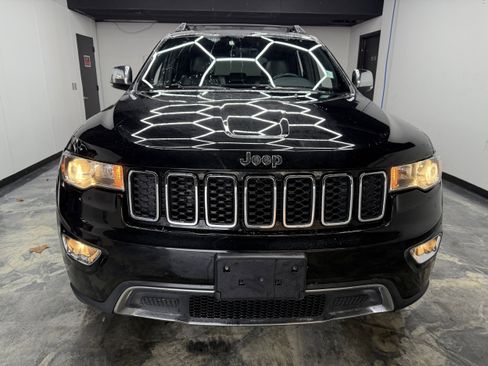 Used 2017 Jeep Grand Cherokee Limited w/ Trailer Tow Group IV image 7