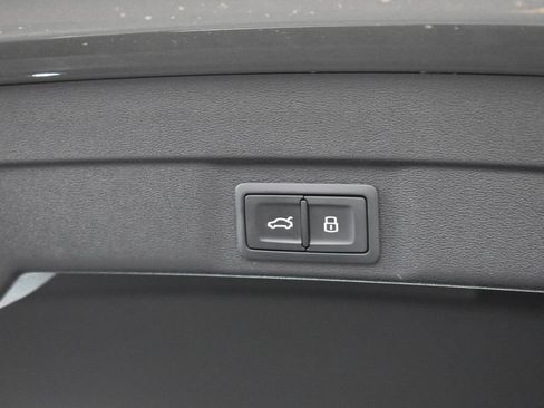 Used 2025 Audi A5 2.0T Premium w/ Convenience Package AWD/4WD image 19