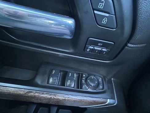 Used 2021 GMC Sierra 3500 Denali w/ Denali Ultimate Package image 10