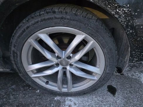 Used 2015 Audi A8 L 4.0T w/ Premium Package image 18