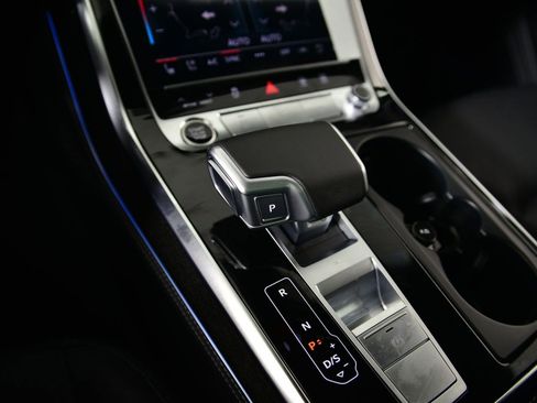 New 2026 Audi Q7 3.0T Premium Plus AWD/4WD image 14