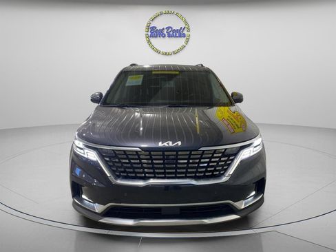 Used 2022 Kia Carnival SX Prestige image 8