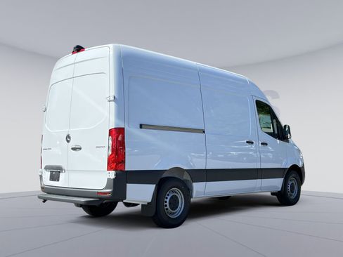 New 2025 Mercedes-Benz Sprinter 2500 image 5