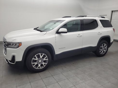 Used 2020 GMC Acadia SLT FWD image 2
