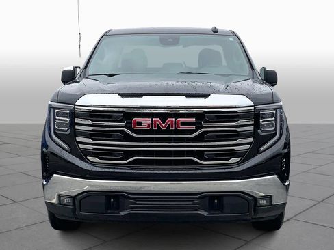 Used 2025 GMC Sierra 1500 SLT image 3