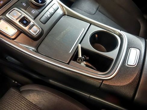 Used 2023 Hyundai Santa Fe SEL image 25