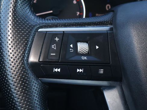 Used 2024 Mitsubishi Outlander SE image 24