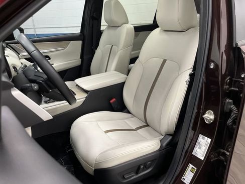 Used 2024 MAZDA CX-90 Plug-In Hybrid w/ Premium Plus image 4