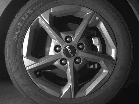 Used 2025 Kia K4 LXS image 13