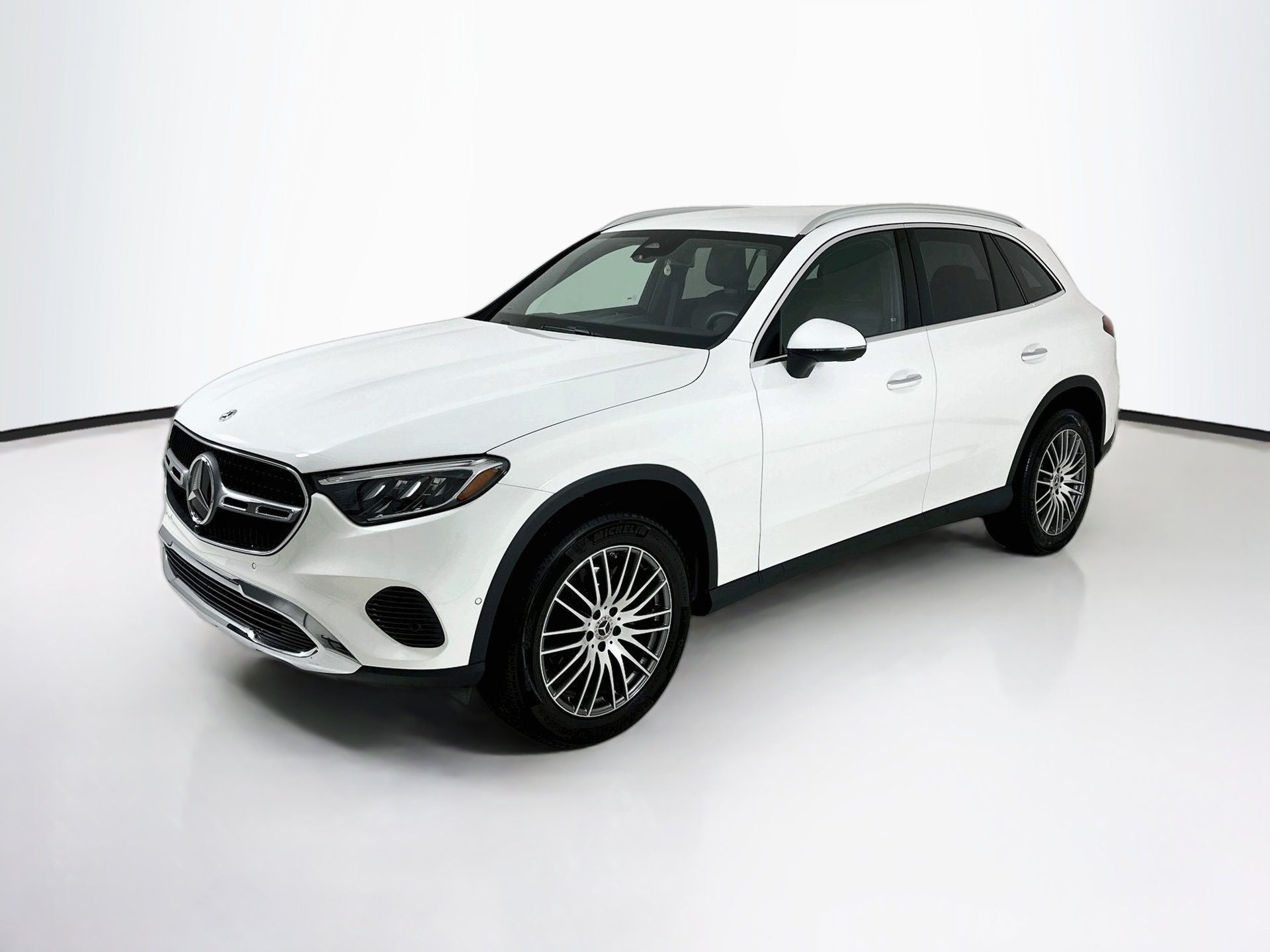Certified 2026 Mercedes-Benz GLC 300 image 3