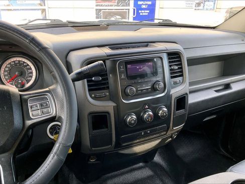 Used 2017 RAM 3500 Tradesman image 6