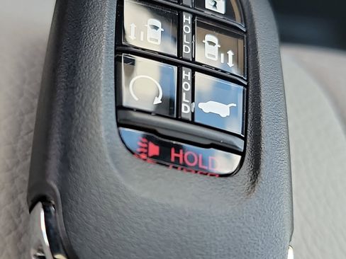 Used 2026 Honda Odyssey EX-L image 32
