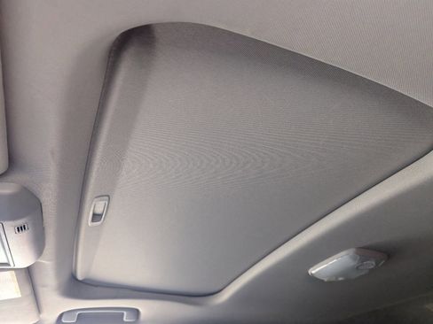 Used 2018 Toyota Tundra Limited w/ Limited Premium Package image 32