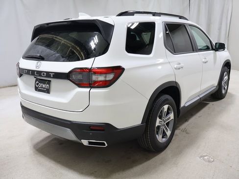 New 2026 Honda Pilot EX-L image 5