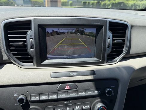 Used 2019 Kia Sportage LX w/ LX Popular Package AWD/4WD image 12