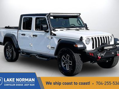 Certified 2023 Jeep Gladiator Sport