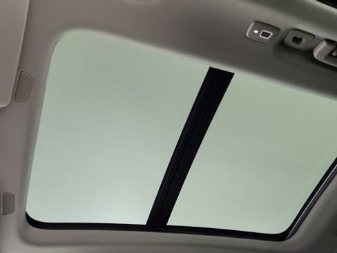 Certified 2025 Volvo XC90 B6 Core w/ Protection Package Premier AWD/4WD image 27
