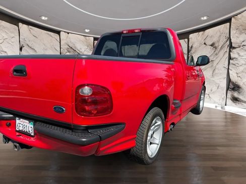 Used 2000 Ford F150 Lightning RWD image 6