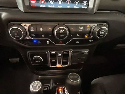 Used 2023 Jeep Wrangler Unlimited w/ Cold Weather Group AWD/4WD image 22