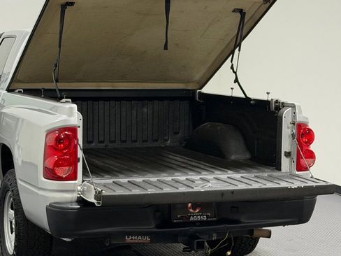 Used 2006 Dodge Dakota ST image 12