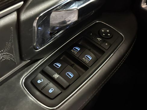 Used 2018 RAM 3500 Laramie Longhorn AWD/4WD image 32