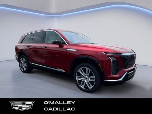 New 2026 Cadillac Vistiq Luxury w/ LPO, Floor Liner Package image 7