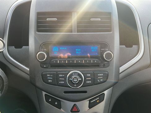 Used 2012 Chevrolet Sonic LT image 21