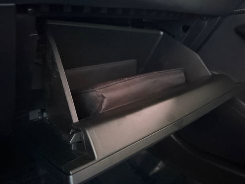 Used 2023 Toyota Corolla SE image 23